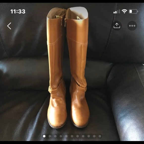 Sperry Shoes - SPERRY Women’s top sided tan boots size 6.5